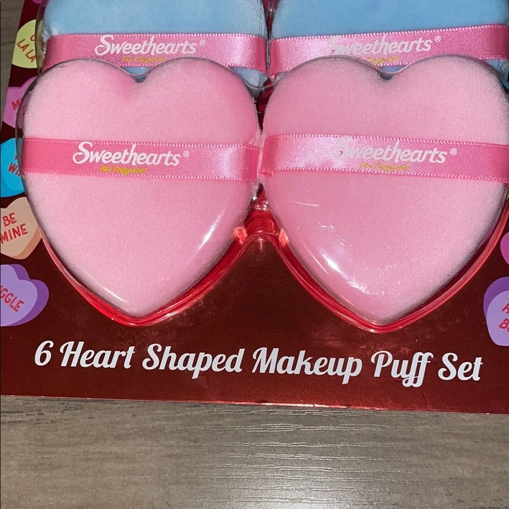Sweethearts Heart Shaped Makeup Puff Set